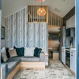 Ensuite Glamping Pod Sleeps 6